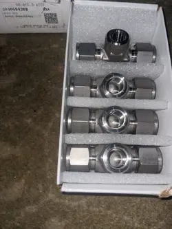 SWAGELOK SS-400-3-4TTF COMPRESSION FITTINGS - SILVER