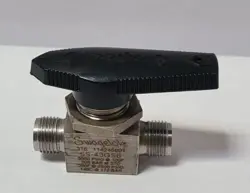 SWAGELOK SS-43GS6 TURN NEEDLE VALVE 3000 PSIG 316 STAINLESS STEEL TUBE 3/8
