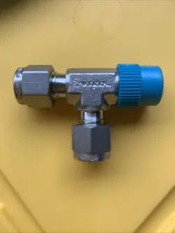SWAGELOK SS-400-3-4TMT