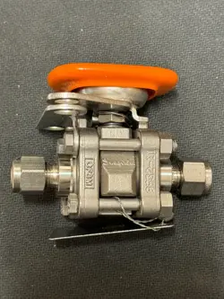 SWAGELOK SS-62TS4-ID-JLK-T,  60 SERIES BALL VALVE, STAINLESS STEEL