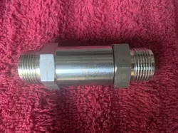USED SWAGELOK NUPRO SS-8C-1/3 CHECK VALVE. 1/2” TUBE. 1/3 PSI.