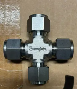 6-  SWAGELOK  1/2