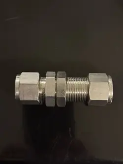 SWAGELOK SS200061 STAINLESS STEEL TUBE FITTING 1/2” X 1/2”