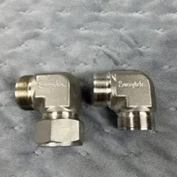 NEW SWAGELOK SS-316 1” SWAGE 90 ELBOW LOT OF TWO
