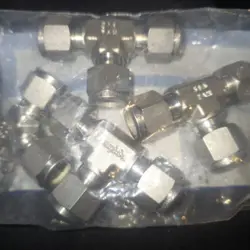 LOT OF 4 SWAGELOK  3/8