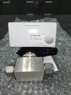 BOX SWAGELOK SS-45S8