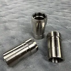 LOT OF 3 SWAGELOK STAINLESS STEEL PORT CONNECTOR