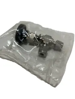 SWAGELOK SS-1VS4-A INTEGRAL BONNET ANGLE-PATTERN NEEDLE VALVE NEW IN PACKAGING
