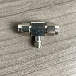 SWAGELOK REDUCING UNION TEE 1/2 IN. X 3/8 IN. X 3/8 IN. TUBE OD  (SS-810-3-6-6)
