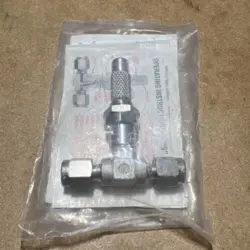 NUPRO SWAGELOK S SERIES FINE METERING VALVE FLOW CONTROL TUBE FITTING 1/8”
