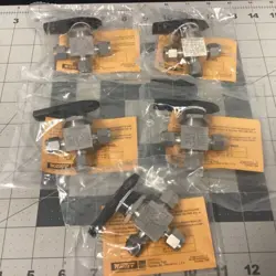 WHITEY SS-43XS4 NEEDLE VALVE SWAGELOK (LOT OF 5) (LA07X)
