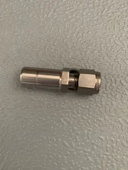 SWAGELOK SS-410-R-8 TUBE REDUCER FITTING, 1/4