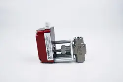 HANBAY MCM-000AB 12-24 5V SWAGELOK SS-18RF8 5000 PSIG @ 100F
