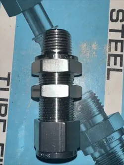 REF SS-810-11-6