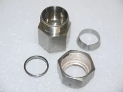 SWAGELOK SS-1210-7-8 STAINLESS CONNECTOR 3/4 IN. TUBE OD X 1/2 IN. FEMALE NPT
