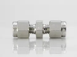 SWAGELOK SS-100-6 TUBE UNION FOR 1/16 IN OD TUBE COMPRESSION FITTING HPLC