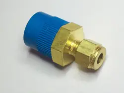 1 - SWAGELOK BRASS CONNECTOR FITTING, 1/4
