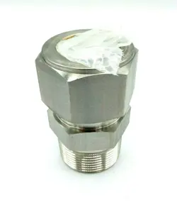 NEW!! SWAGELOK SS-2000-1-20