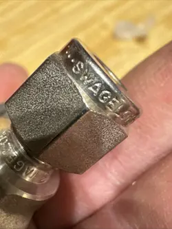 VALVE SERIES NUPRO/SWAGELOK