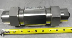SWAGELOK FB5-02-25-N-34003 HIGH PRESSURE FILTER 0-400 MAX PRESS.