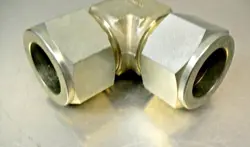 SWAGELOK ELBOW 1-1/2