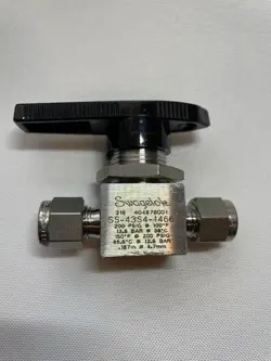 SWAGELOK SS-43S4-1466 BALL VALVE 1/4 IN TUBE FITTING