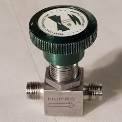 NUPRO SS-4H MANUAL NEEDLE VALVE 1/4