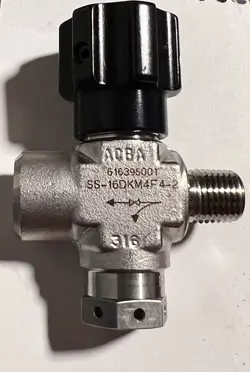 SS-16DKM4F4-2