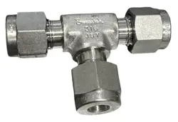 SWAGELOK STAINLESS STEEL TEE UNION FITTING 1/4
