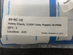 NEW, SWAGELOK, SS-6C-10, STAINLESS STEEL POPPET CHECK VALVE, FIXED PRESSURE
