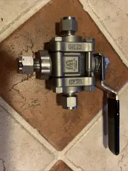 SWAGELOK CF3M BALL VALVE SS-63XTS6