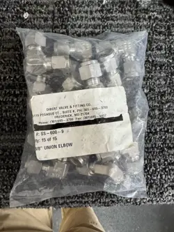 15 PACK SWAGELOK STAINLESS STEEL ELBOW UNION, 3/8