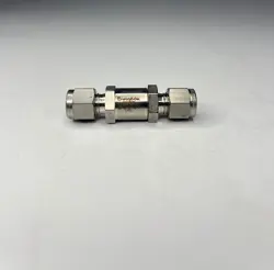 SWAGELOK STAINLESS STEEL POPPET CHECK VALVE 1/4