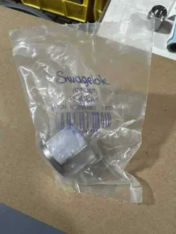 SWAGELOK SS-8-VCR-1, 1/2
