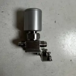 SWAGELOK 316L VIM-VAR UHP HIGH-PRESSURE DIAPHRAGM SEALED VALVE 1/4