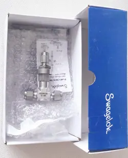 1PC SWAGELOK SS-4MG STAINLESS STEEL METERING VALVE