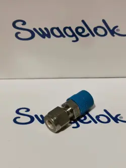 1PC SWAGELOK SS-400-1-4RT