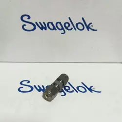 1PC SWAGELOK SS-200-6