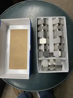 NEW BOX SWAGELOK