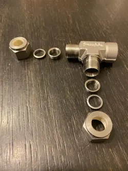 3/8”TUBE 1/4”FNPT RUN