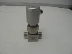 SWAGELOK SS-BN8S6-2C STAINLESS STEEL HIGH PURITY BELLOWS SEALED VALVE 3/8 IN