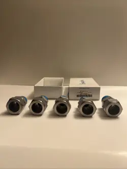 CONNECTOR 1