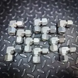 90 TUBE FITTINGS