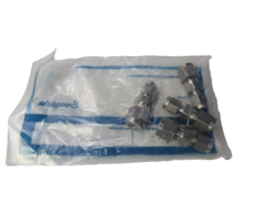 SWAGELOK SS-400-6-2 LOT OF 4 NEW
