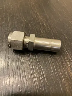 SS-600-R-8