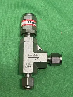 STAINLESS HIGH PRESSURE PROPORTIONAL RELIEF VALVE 1/4” SWAGELOK TUBE SS-4R3A