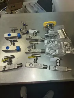 KF INDUSTRIES, HY-LOK, HAMLET VALVES AND RELIEF VALVES SWAGELOK *ALL NEW*