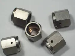 NUTS 1/4