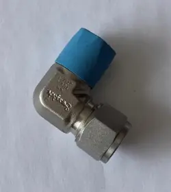 1PC SWAGELOK SS-12M0-2-8RT CARD PIPE JOINT