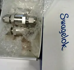 1PC SWAGELOK SS-CHS6-10 ONE-WAY VALVE NEW FREE SHIP